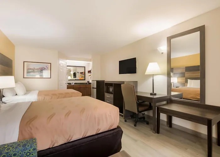 Quality Inn & Suites Greensboro Near Lake Oconee